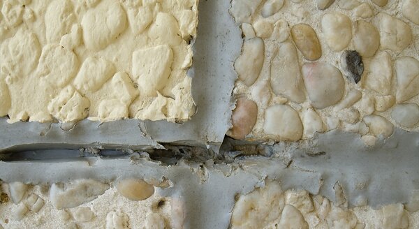 Asbestos-containing sealing joints | © CRB Analyse Service GmbH